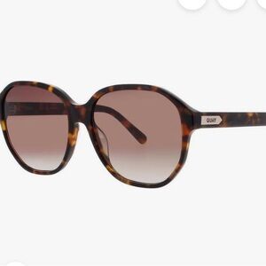 NEW! Quay Australia guess again Tortoiseshell Sunglasses  Brown Gradient Lenses